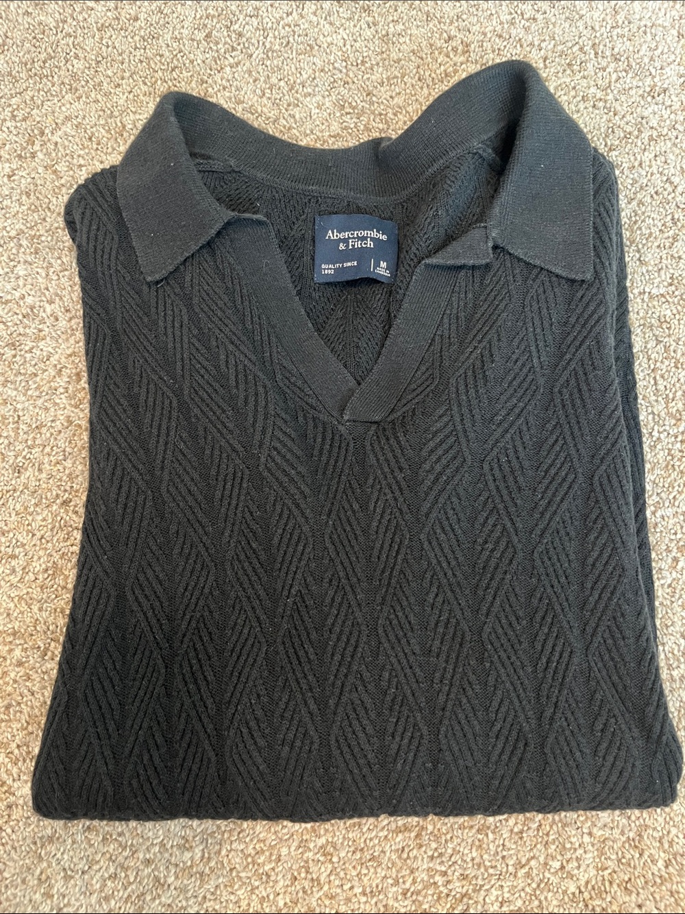 Abercrombie & Fitch Black V-Neck Collared Knit Sweater